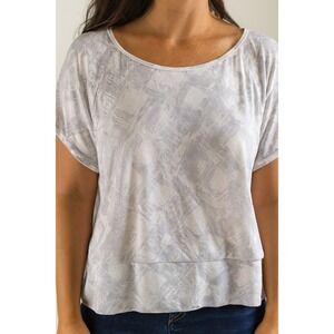 American Dream Womens Top Size L White Gray Short Sleeve Blouse